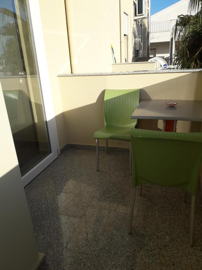 Il Giardino Fiorito Casa Vacanze Alghero Exteriör bild